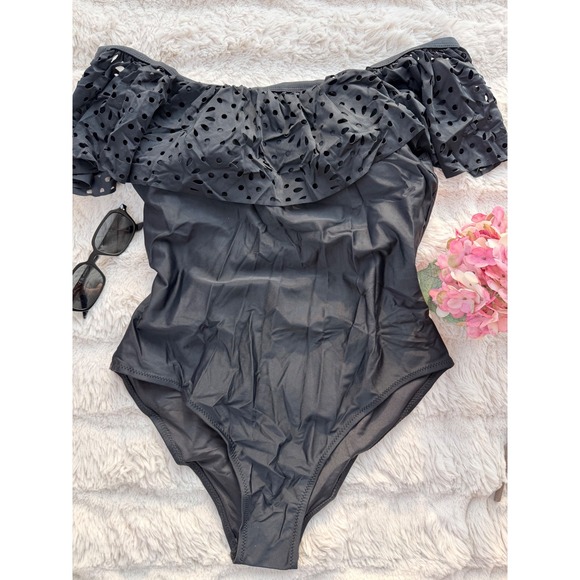 Cupshe Other - CUPSHE Black Off-Shoulder Ruffle One-Piece Swimsuit | NWT - SIZE L